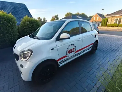 Gebraucht Smart ForFour Brabus 61 PS (44 kW) 2015 Weiß Kleinwagen