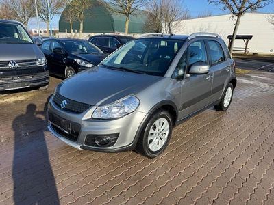 Gebraucht Suzuki SX4 Style 135 PS (99 kW) 2014 Grau SUV