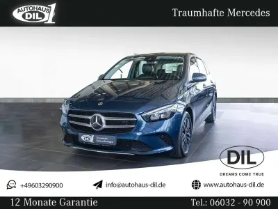 Gebraucht Mercedes B250e 160 PS (117 kW) 2023 Denimblau  metalliclack Van / Kleinbus