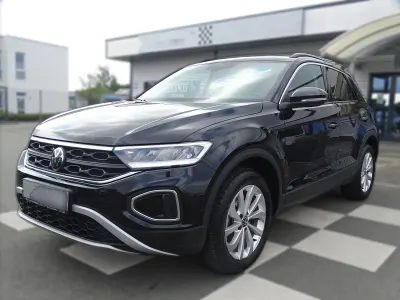Gebraucht VW T-Roc Life 150 PS (110 kW) 2025 Metallic SUV