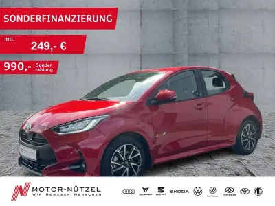 Gebraucht Toyota Yaris Hybrid Team 92 PS (67 kW) 2022 Rot Limousine