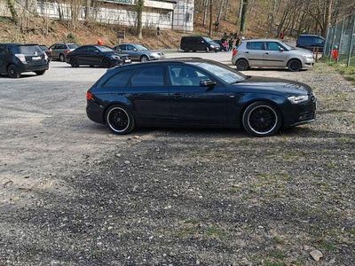 Schwarz Gebraucht 2012 Audi A4 S-Line Kombi | 10.500 € (Teuer)