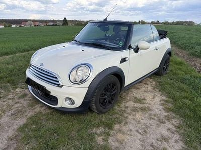Gebraucht Mini One Cabriolet 98 PS (72 kW) 2015 Weiß Cabrio
