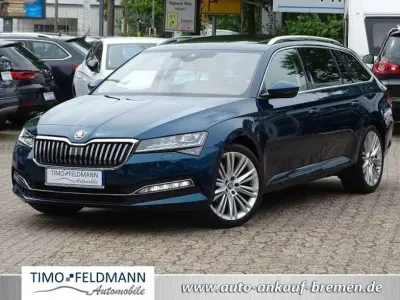 Gebraucht Skoda Superb Premium Edition 200 PS (147 kW) 2021 Lava blau Kombi