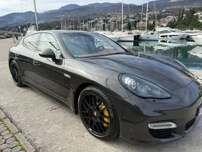 Gebraucht Porsche Panamera Turbo 519 PS (381 kW) 2013 Grau Kleinwagen