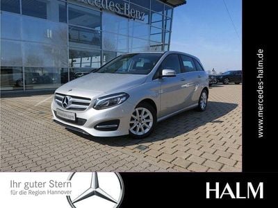 Usata Mercedes B180 Style 122 CV (89 kW) 2018 Argento Monovolume