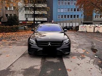 Gebraucht Mercedes E220 AMG line 194 PS (142 kW) 2017 Schwarz Limousine
