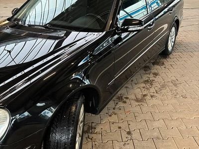 Gebraucht Mercedes E320 224 PS (164 kW) 2007 Schwarz Kombi