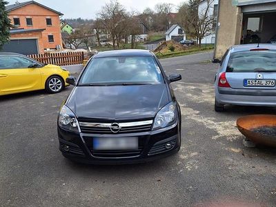 Gebraucht Opel Astra 90 PS (66 kW) 2007 Schwarz Kleinwagen