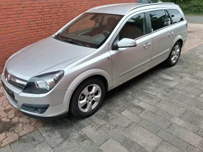 Gebraucht Opel Astra 140 PS (102 kW) 2006 Silber Kombi
