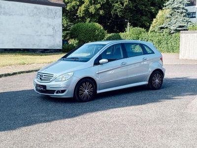 Mercedes B150