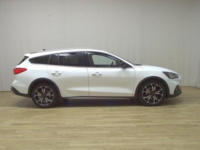 Usata Ford Focus Active 120 CV (88 kW) 2020 Bianco Station wagon