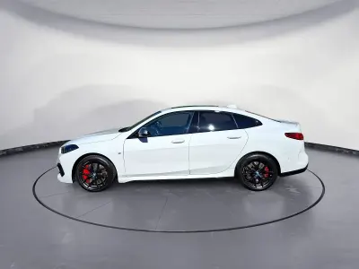 Gebraucht BMW M235 M Sport 306 PS (225 kW) 2025 Weiß Coupé