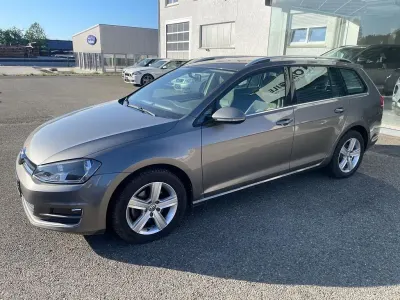 Gebraucht VW Golf VII Trendline 105 PS (77 kW) 2014 Grau Kombi
