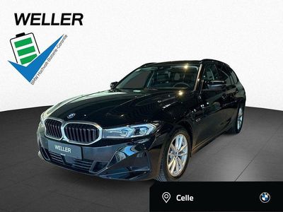 Gebraucht BMW 320e Sport Line 204 PS (150 kW) 2022 Schwarz Kombi