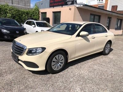 Beige Gebraucht 2018 Mercedes E200 Limousine | 8.999 €