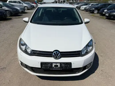 Gebraucht VW Golf VI Team 160 PS (117 kW) 2011 Weiß Kleinwagen