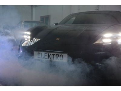 Porsche Taycan 4S