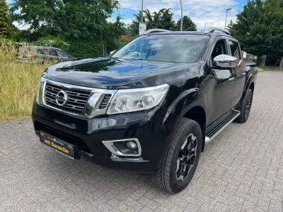 Gebraucht Nissan Navara Tekna 190 PS (139 kW) 2016 Schwarz Pickup