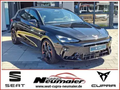 Neu Cupra Leon VZ 325 PS (239 kW) 2026 Schwarz Limousine