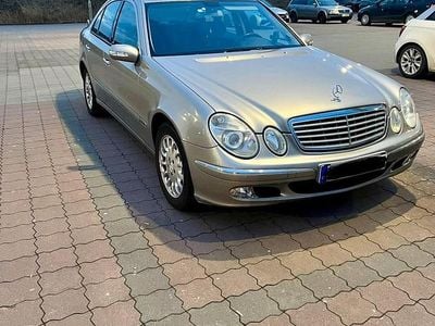 Second-hand Mercedes E200 122 CP (89 kW) 2003 Gri Berlinǎ