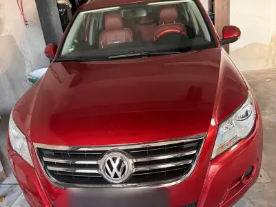 Gebraucht VW Tiguan 140 PS (102 kW) 2008 Rot SUV