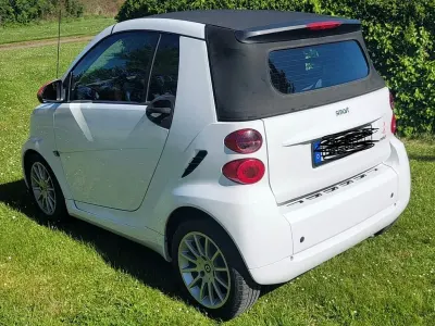 Gebraucht Smart ForTwo Cabrio 71 PS (52 kW) 2012 Weiß Cabrio