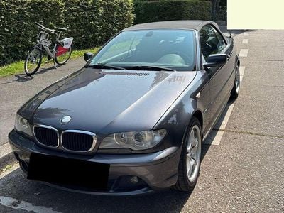Grau Gebraucht 2006 BMW 318 Cabriolet Cabrio | 3.900 € (Superpreis)