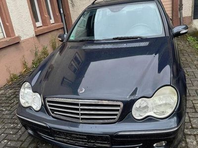 Mercedes C200