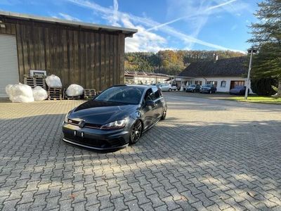 gebraucht VW Golf VII 