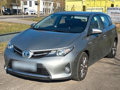 Usata Toyota Auris Hybrid 136 CV (100 kW) 2013 Grigio Berlina
