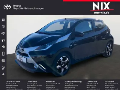 Second-hand Toyota Aygo Basis 69 CP (50 kW) 2017 Negru Hatchback