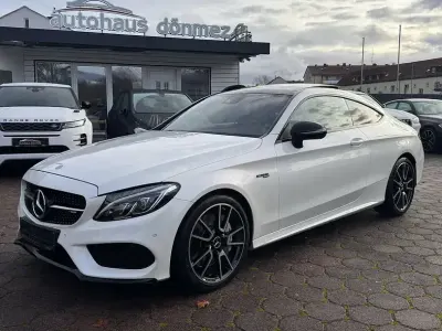 Używany Mercedes C43 AMG AMG 367 KM (269 kW) 2017 Biały Coupe