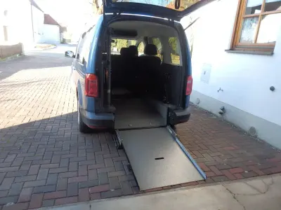 Brugt VW Caddy Trendline 125 HK (91 kW) 2018 Blå MPV
