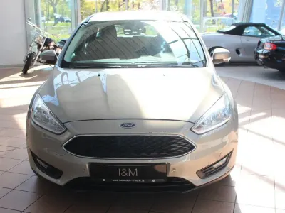 Używany Ford Focus Business Edition 150 KM (110 kW) 2015 Srebrny Kombi