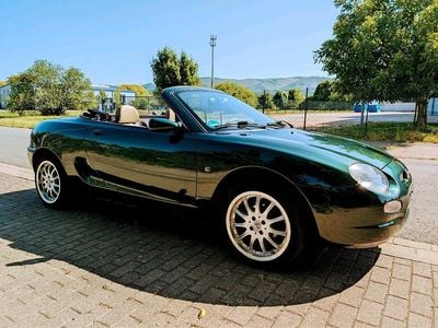 Begagnad MG F 120 HK (88 kW) 2002 Grön Cab