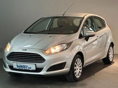 Silber Gebraucht 2014 Ford Fiesta Trend Limousine | 7.990 € (Teuer)
