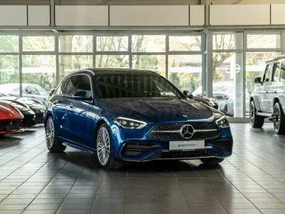 Gebraucht Mercedes C300 AMG 265 PS (194 kW) 2021 Spektralblau  metalliclack Kombi