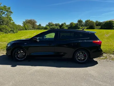 Gebraucht Ford Focus ST-Line 182 PS (133 kW) 2019 Schwarz Kombi