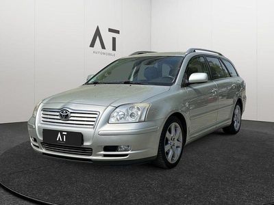 Usata Toyota Avensis Executive 147 CV (108 kW) 2005 Argento Station wagon