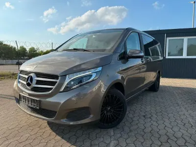 Używany Mercedes V220 Edition 163 KM (119 kW) 2014 Szary Minivan