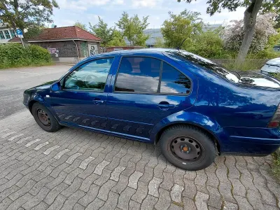 Gebraucht VW Bora 75 PS (55 kW) 1999 Blau Limousine