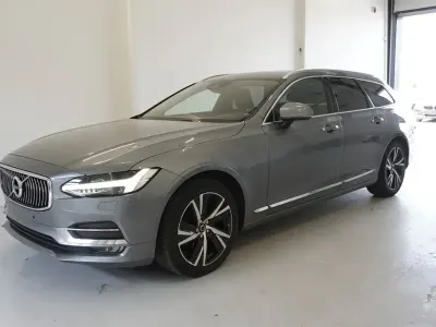 Gebraucht Volvo V90 Inscription 235 PS (172 kW) 2017 Grau Kombi