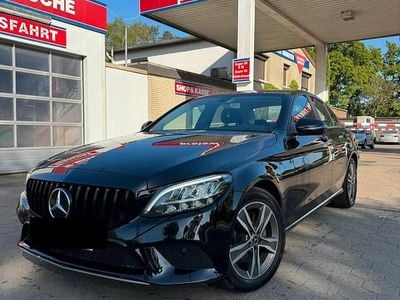 Gebraucht Mercedes C220 197 PS (144 kW) 2019 Schwarz Limousine