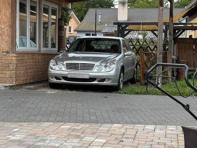 Mercedes E270