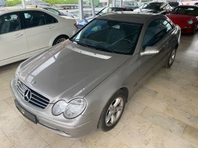 Gebraucht Mercedes CLK200 163 PS (119 kW) 2005 Silber Coupé