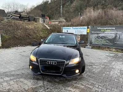 Gebraucht Audi A4 120 PS (88 kW) 2011 Schwarz Kombi