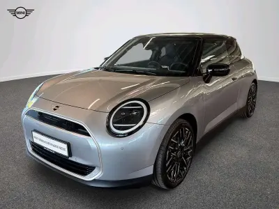 Gebraucht Mini Cooper Favoured 135 kW (184 PS) 2025 Grau Kleinwagen