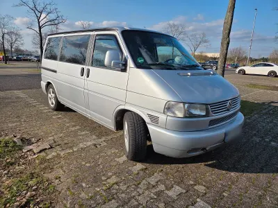 Gebraucht VW Multivan 151 PS (111 kW) 2000 Silber Van / Kleinbus