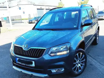 Gebraucht Skoda Yeti 110 PS (80 kW) 2015 Grau SUV